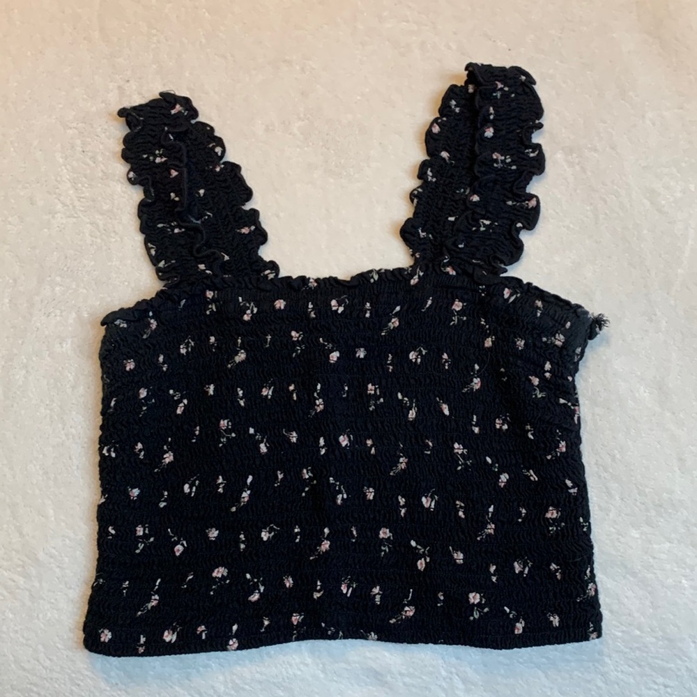 Hollister Cropped Smocked Tank Top // Size M